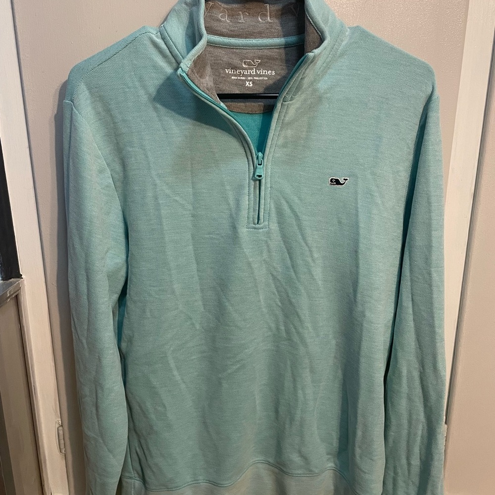Light Blue Mens XS Vineyard Vines Pullover (never worn)
